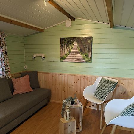 Yxningens Holiday Homes, Cottages And Camping Gusum Dış mekan fotoğraf